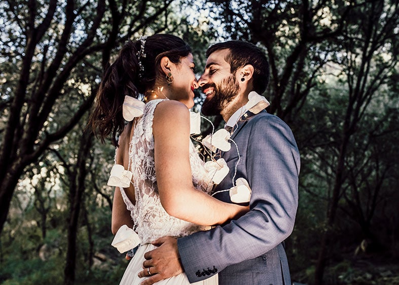 postwedding photographer mallorca lights