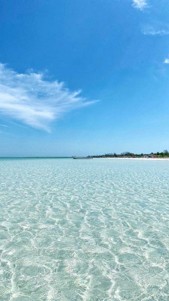 "ALT"fotógrafo bodas en caribe mar azul