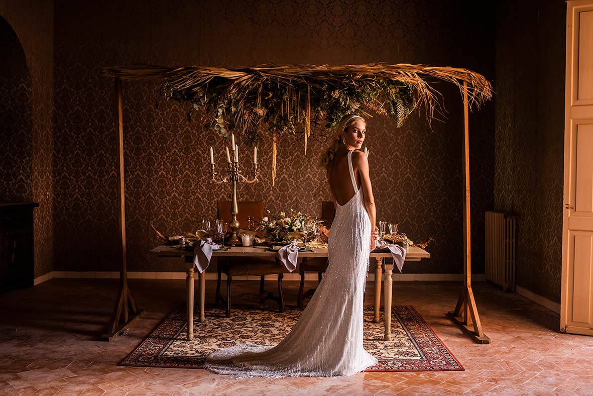 "ALT"sustainable editorial in mallorca bridal table and model"