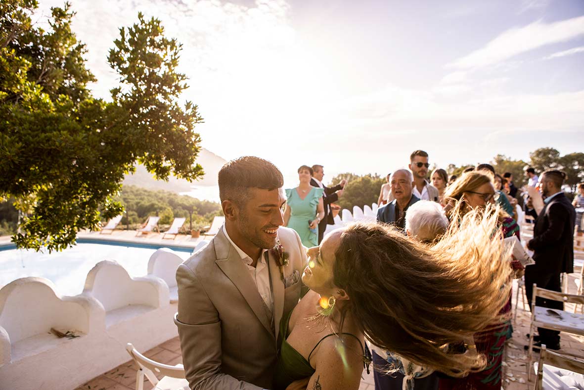 "ALT"fotografía de bodas Mallorca felicitando"