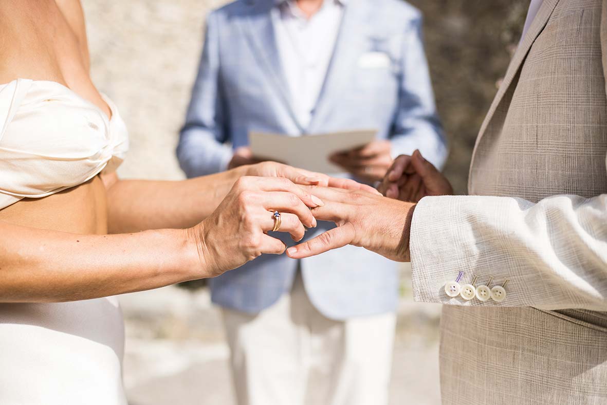 "ALT"boda en la costa amalfitana anillos"