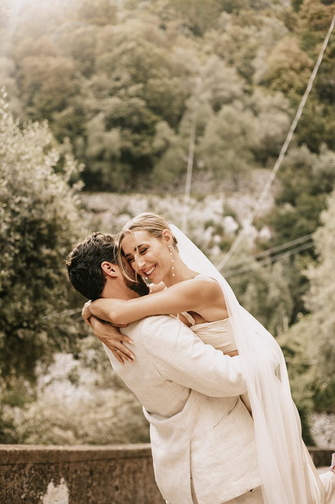 "ALT"boda en la costa amalfitana en brazos"