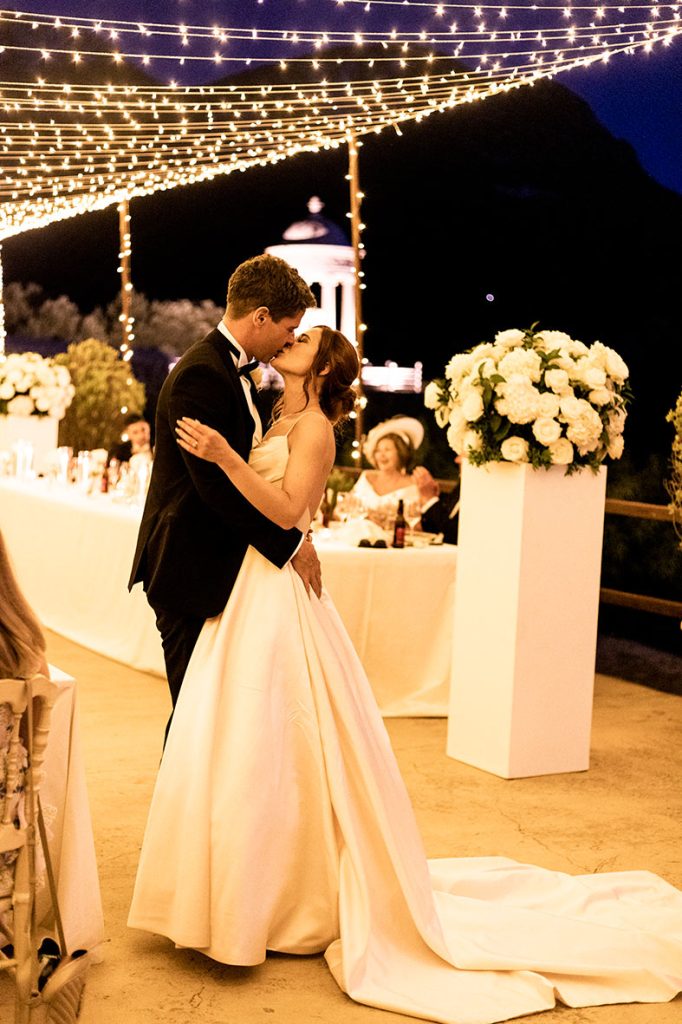 "ALT"boda en son marroig deia mallorca beso templete al fondo"