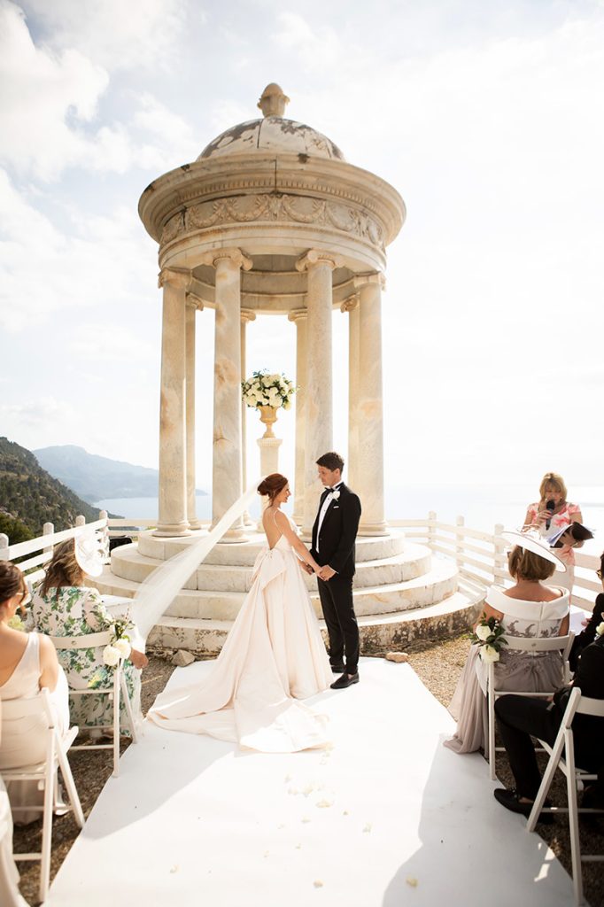 "ALT"boda en son marroig deia mallorca velo al viento"