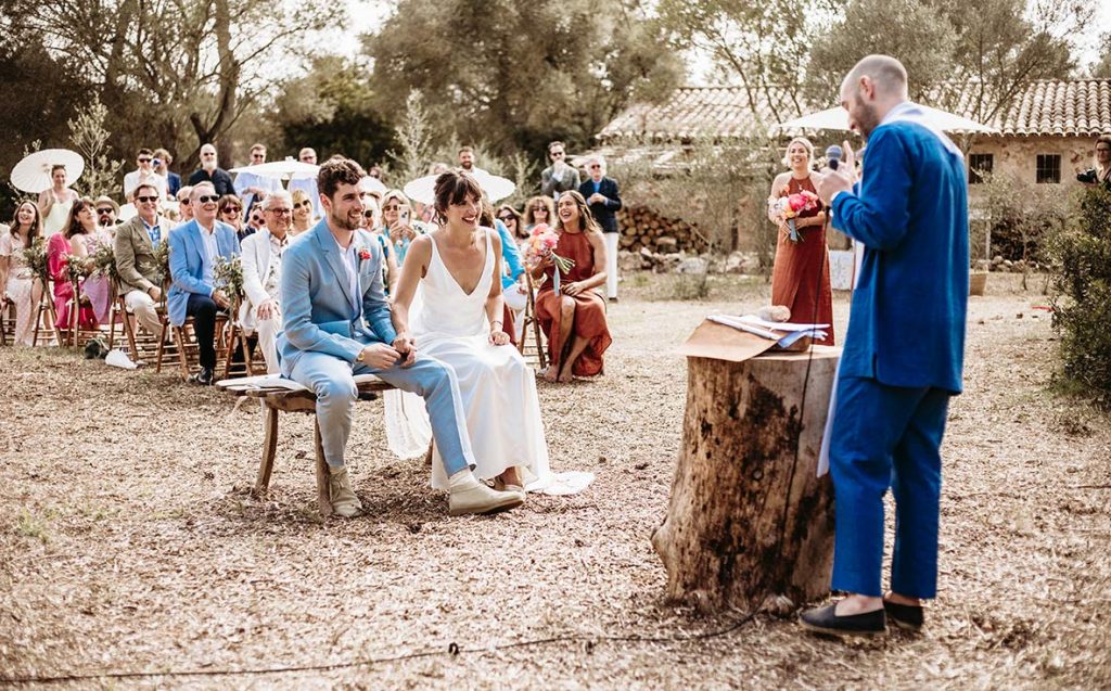 "ALT"boda inglesa en mallorca durante ceremonia"