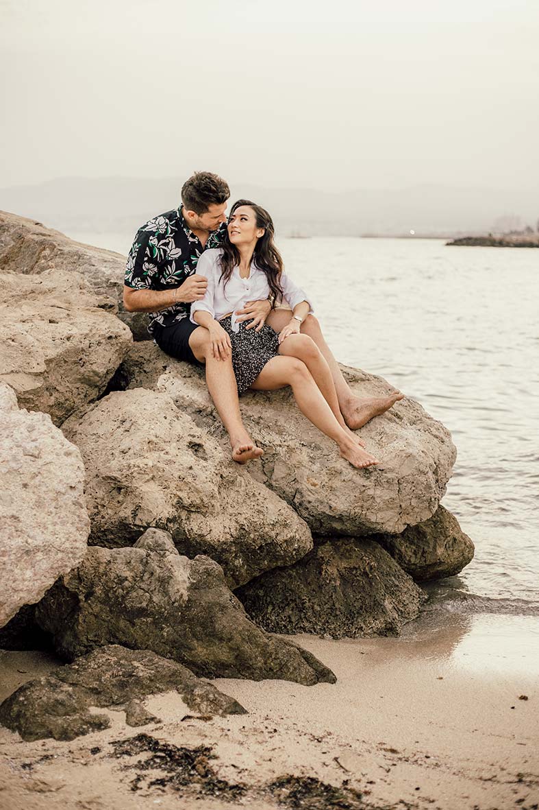 "ALT"fotografo de preboda en mallorca en las rocas"