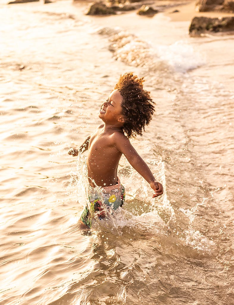 "ALT"fotografo para book a niños mallorca felicidad plena"