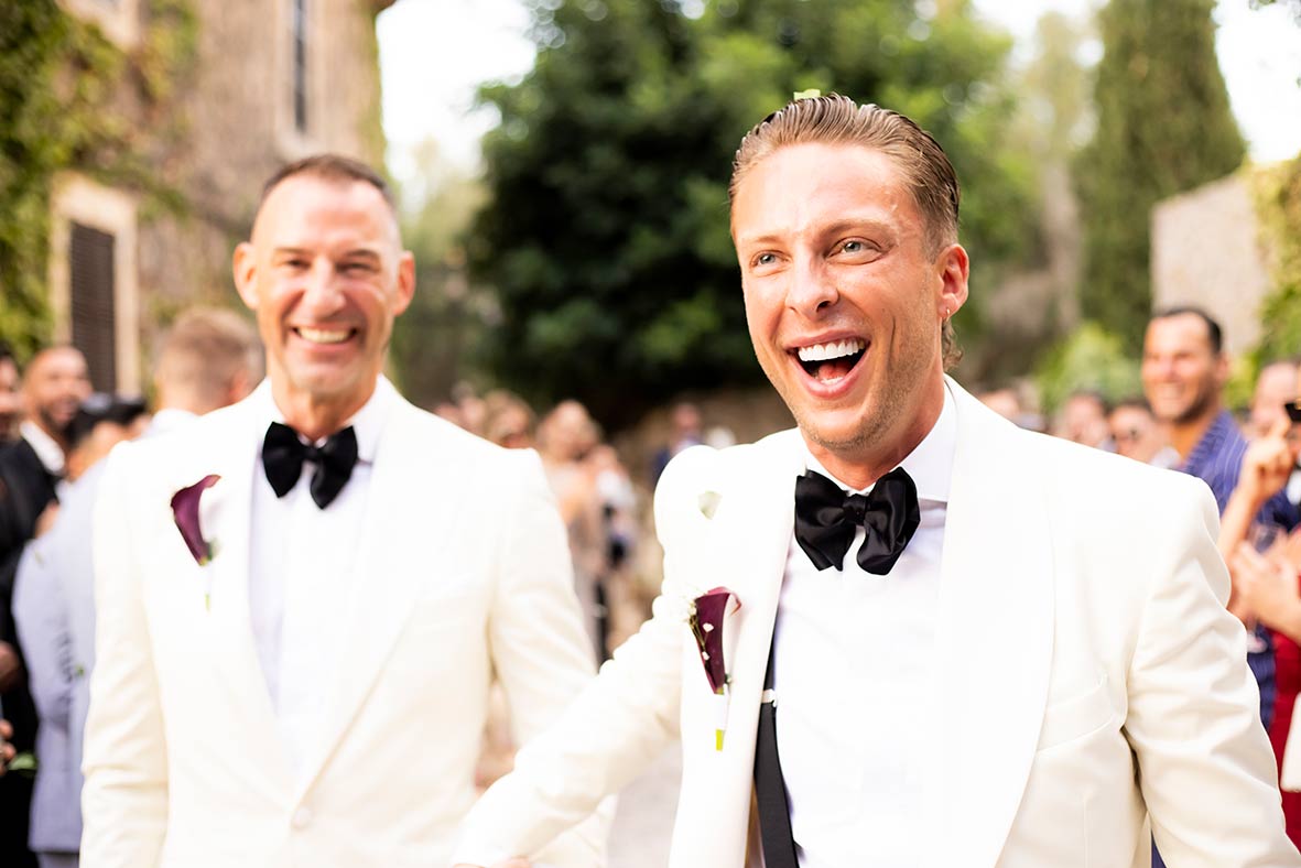 "ALT"boda lgtbi en mallorca felicidad ceremonia"