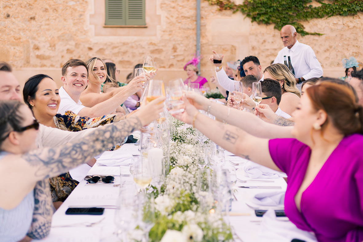 "alt"boda en finca son mir mallorca brindis mesas"