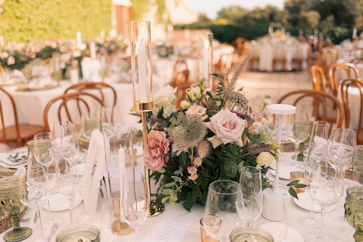 "alt"boda en finca las barracas mallorca deco mesas"