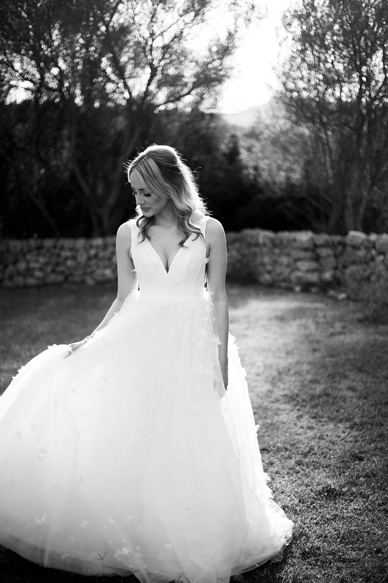 "alt"boda en finca las barracas mallorca novia vestido bn"