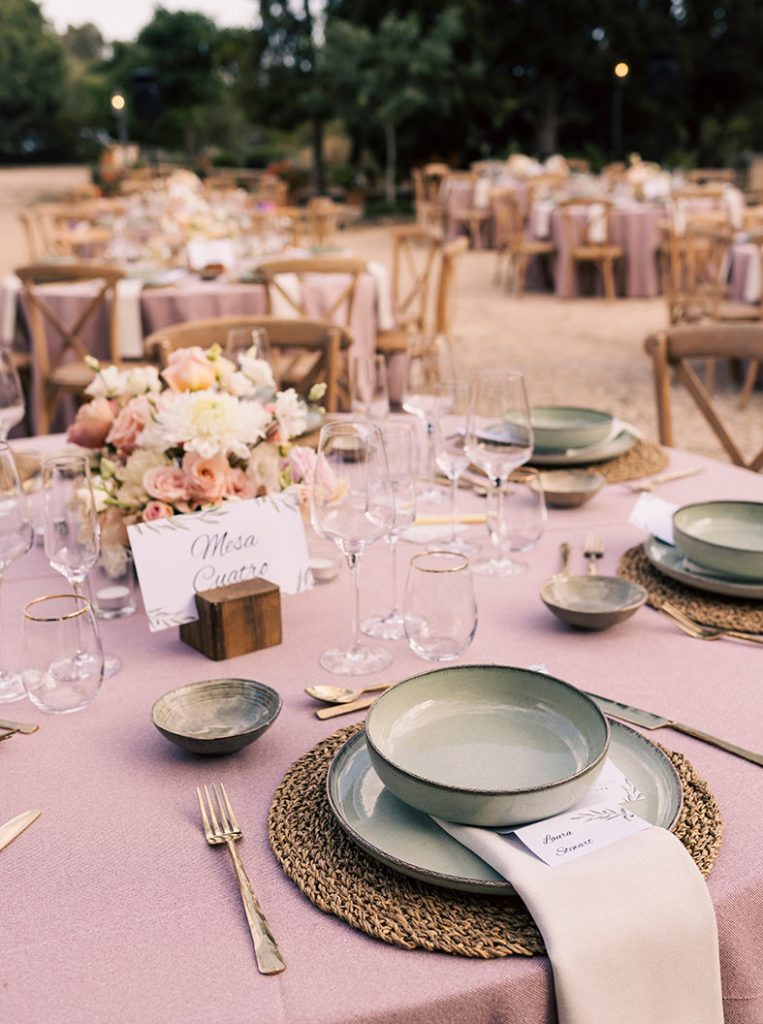 "alt"fotografo de boda lgtb en mallorca deco banquete"