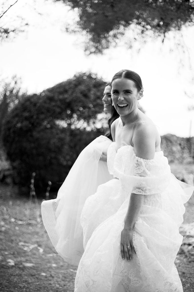 "alt"fotografo de boda lgtb en mallorca vogue novias"