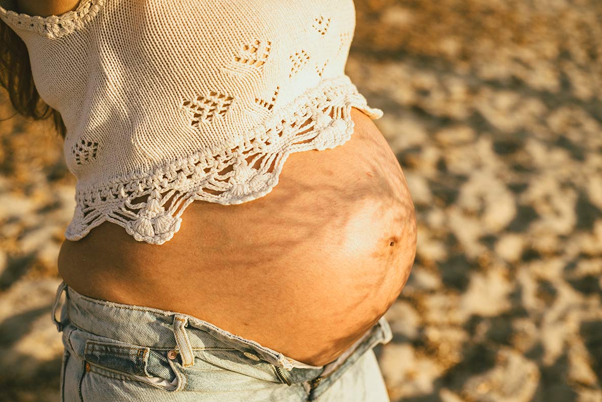 "alt"fotografia de embarazo en mallorca barriga"