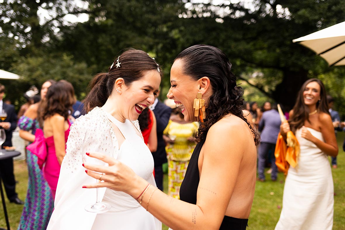 "alt"fotografo de boda en españa novia coctel"