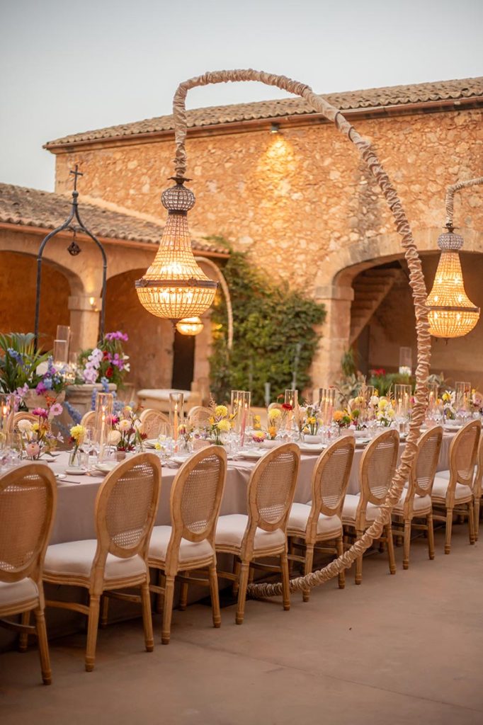 "alt"los mejores caterings para bodas en mallorca banquete finca son veri noche"