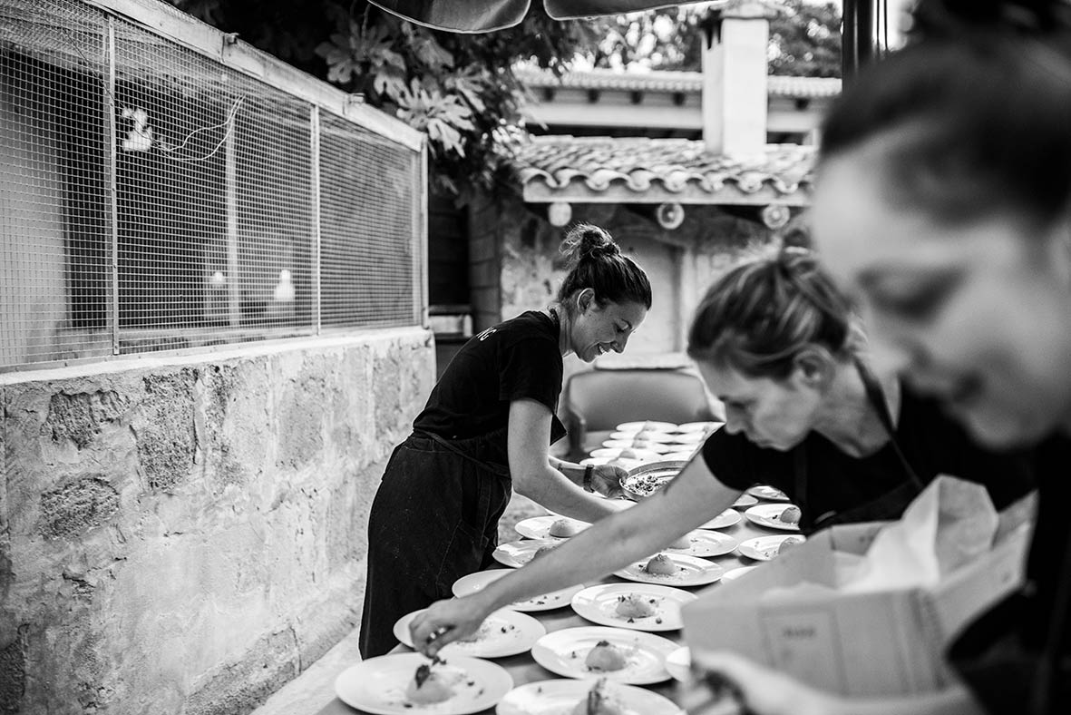 "alt"los mejores caterings para bodas en mallorca logo catering vicky pulgarin chef"